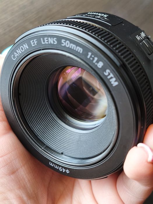 Продам об'єктиви 24-105 f4, 50mm f1.8, 35mm f2.0