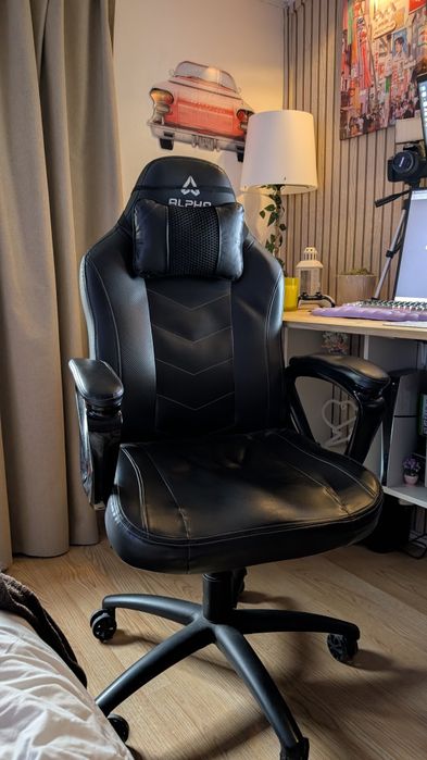 Cadeira gaming acolchoada Alpha gaming