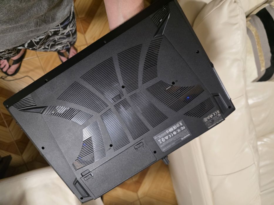Portátil gaming rtx 3060 6gb, i5 10500H,16gb ram DDR4, 512gb nvme