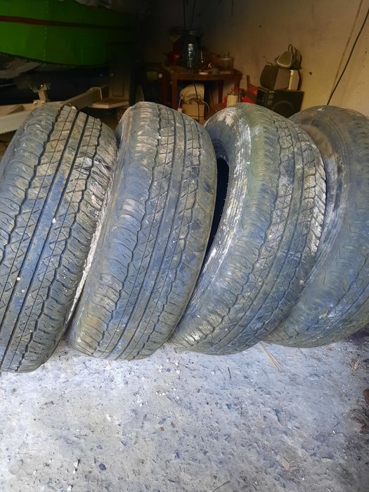 Продам резину 245/70  R16 DUNLUP AT 20 GRANDTREK