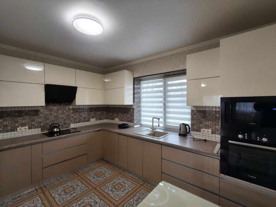 Продаж будинку в с. Забороль