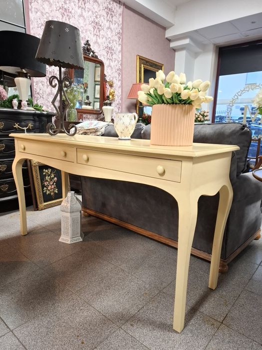 Consola/Aparador.Estilo Clássico Provençal.