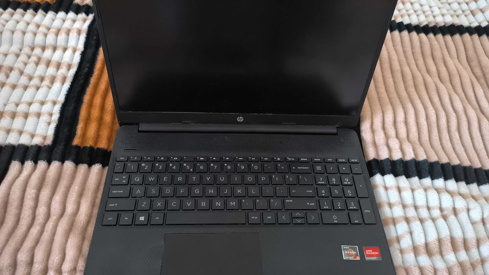 Laptop HP 15s-eq2003nw 15,6" stan bardzo dobry