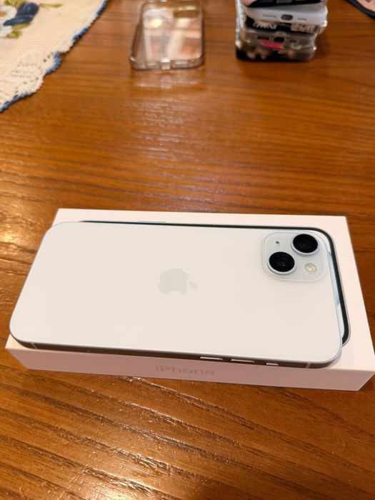 Iphone 15 plus  257GB. azul claro