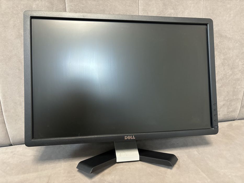 Монітор Dell P2213T