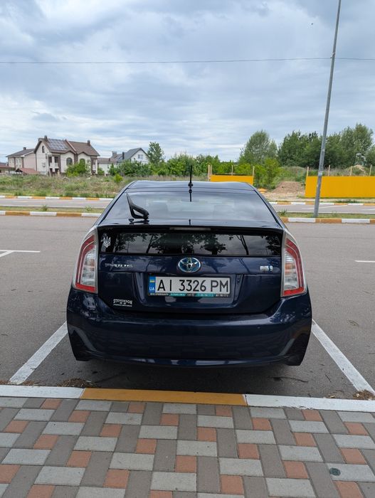 Toyota Prius  30