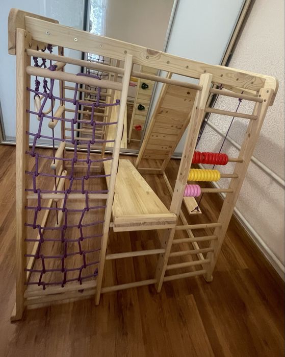 ПРОДАМ "СРОЧНО" Дитячий ігровий спортивний комплес