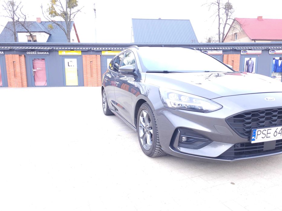 Ford Focus mk4 kombi st line