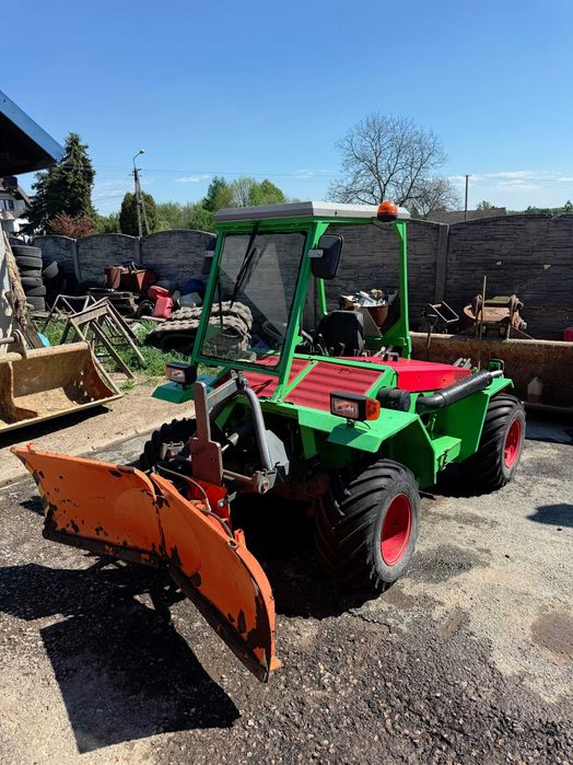 Traktor/ Mini Traktorek Kombi-Trak 1203 + Pług