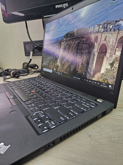 Lenovo Thinkpad T14  i5-10310/16Gb DDR4/SSD 256Gb m.2 nvme/14" IPS