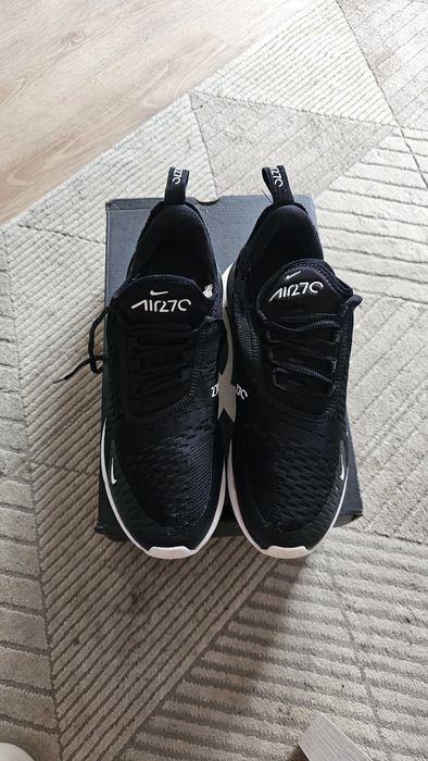 Nike Air Max 27C