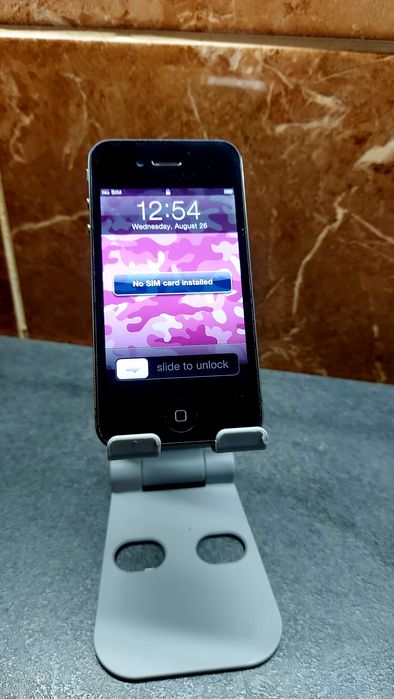  iPhone 4s на 16 ГБ  / Колекційний / Еклюзивний на айос 4 - 5