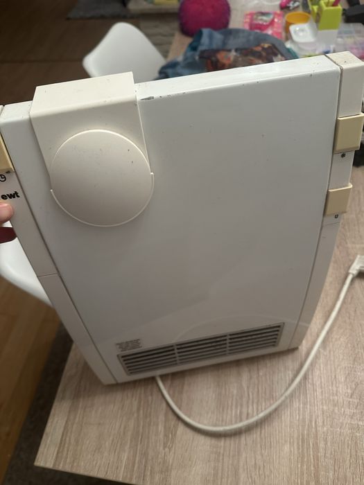 Grzejnik elektryczny ewt do łazienki 2000 Wat