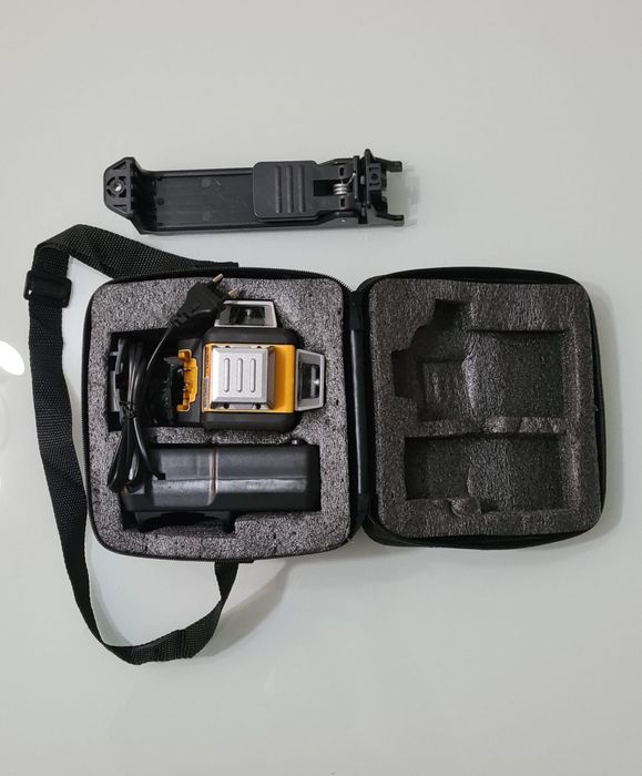 Nivel Laser Dewalt completo com bateria