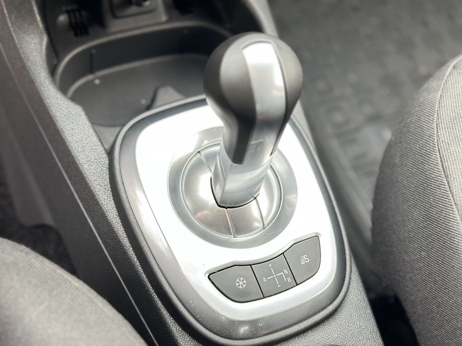 Продам Opel Corsa 2012 , Автомат