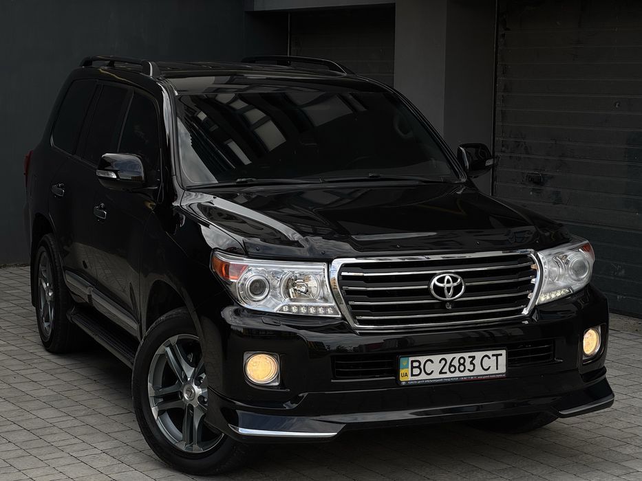 Продам автомобіль Land Cruiser 200 FL РЕСТ