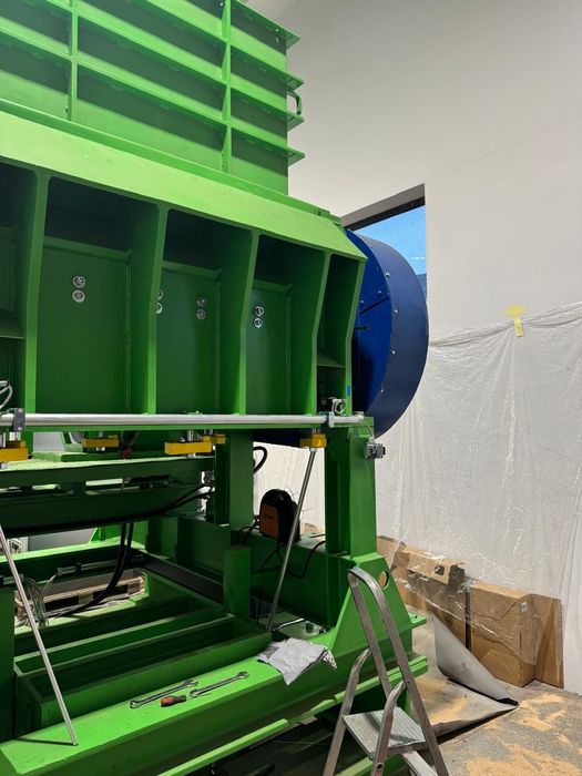 Uniwersalny Granulator MeWa UG 1600 maszyna recyklingowa