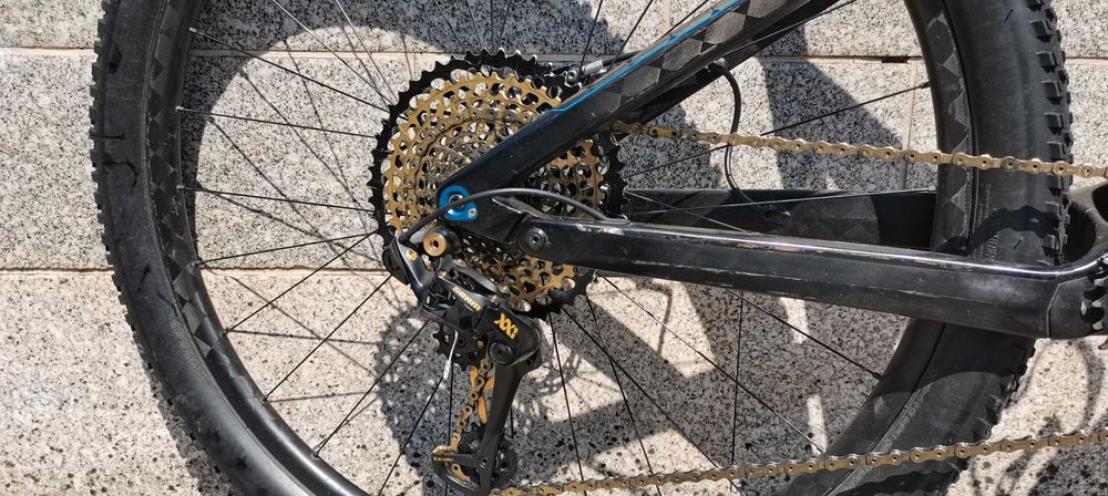 Cube AMS 100 SLT 29 - btt suspensão total