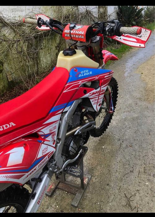 Honda crf 250r 19 com extras e peças suplentes incluídos no preço