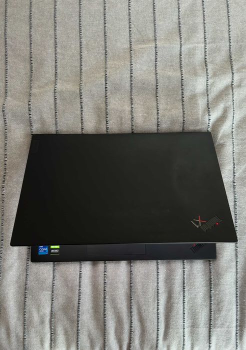 ThinkPad X1 Extreme Gen 4 Carbon Fiber 32GB RTX3050Ti i7-11850H 1TB