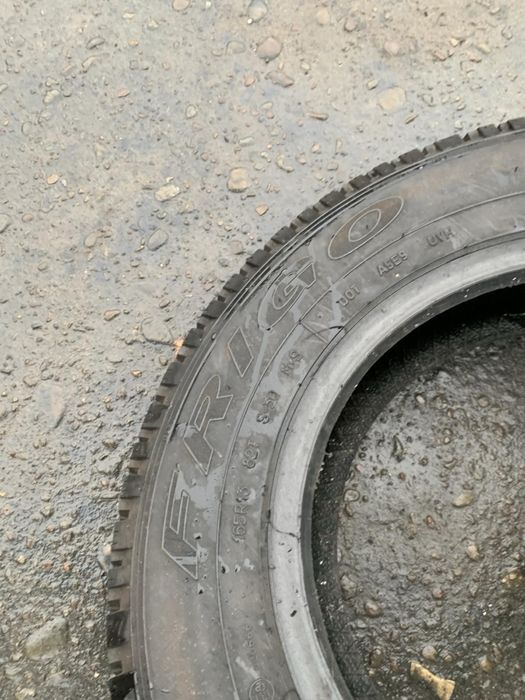 Шини 165 R13 пара Debica 6,8мм зима 2022р