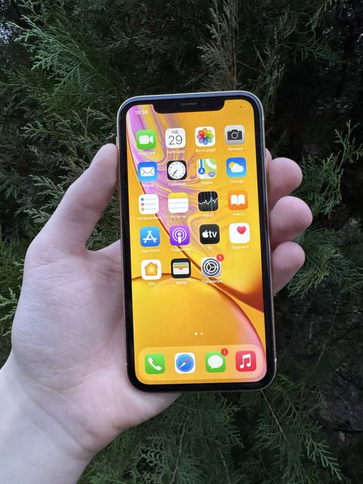 Iphone Xr 128Gb yellow жовтий чорний айфон 11
