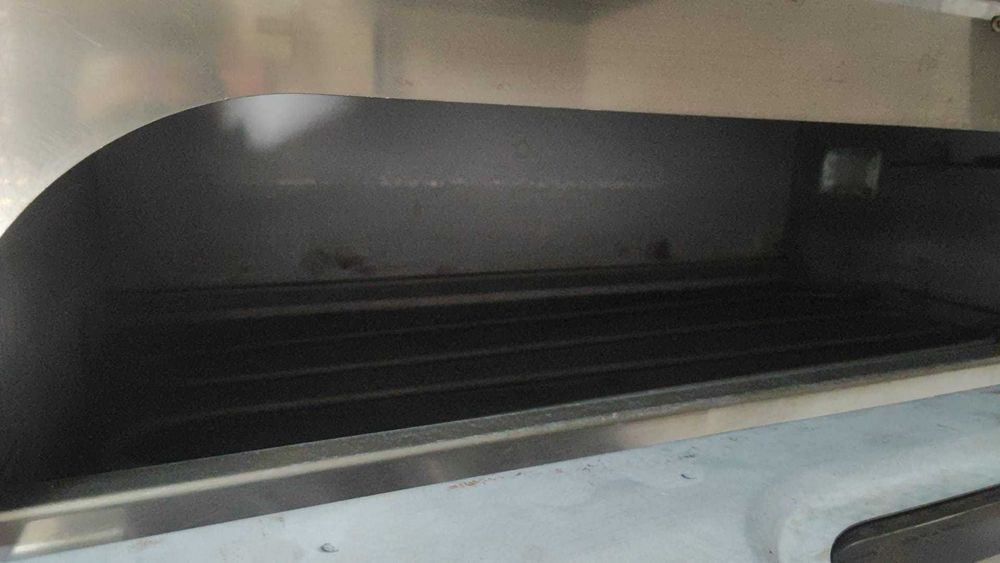 Forno Eletrico Basic XL 22 para PIZZAS + pedras interiores (não esta na foto)