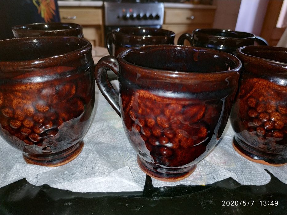 6 чашек із зображенням віноградної лози. Кераміка