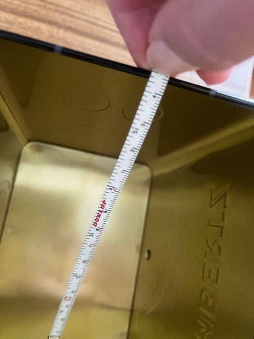 Puszka metalowa na słodycze/drobiazgi auto