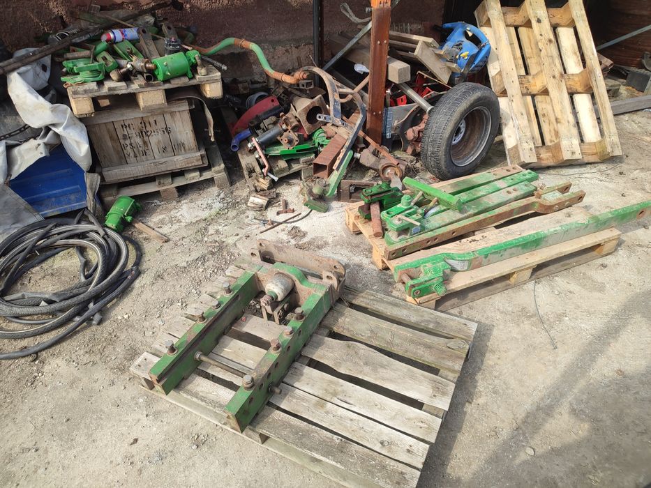 Zaczep  8R kula ramka zaczepowa części John Deere sauermann