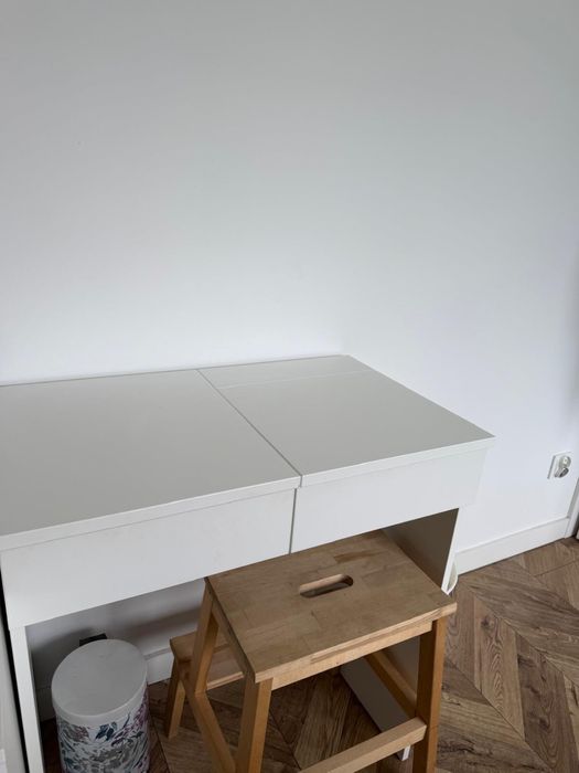 Toaletka IKEA Brimnes