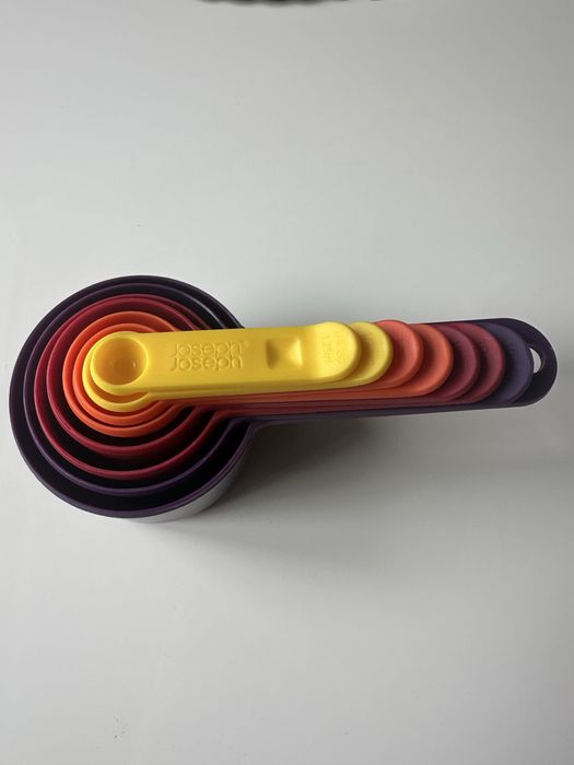 Joseph-joseph набір з 8мірних ложок