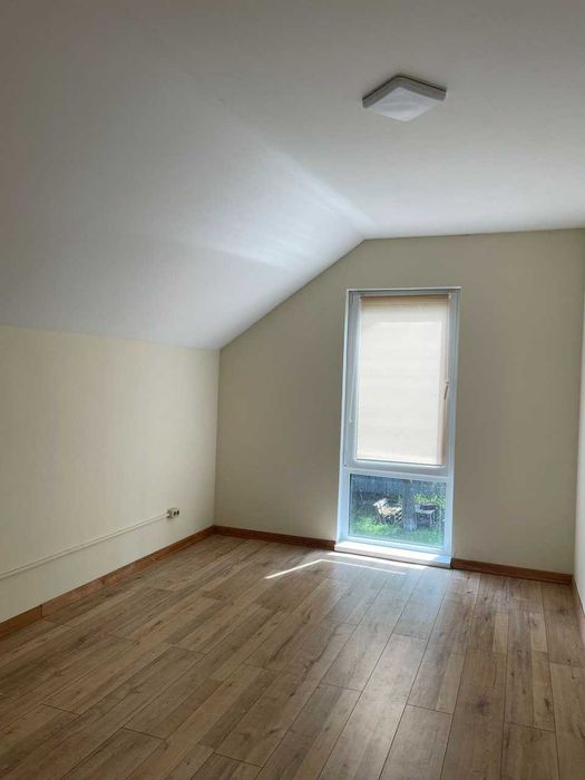 Продаж будинку на Русанівських садах