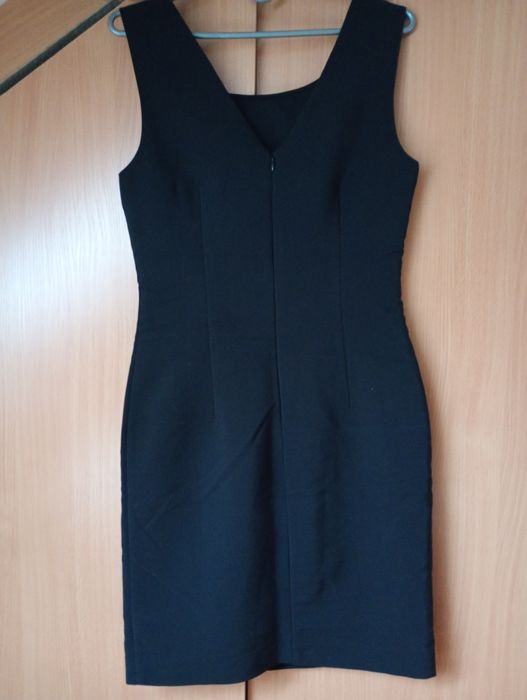 Sukienka midi czarna z lamówką r.38"Top Secret"nowa.