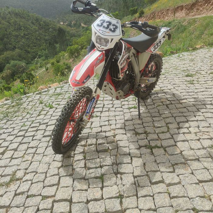 AJP PR5 2018 11,000km
