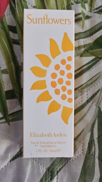 Elizabeth Arden sunflowers