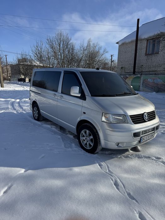 Продам Volkswagen т 5 пас 8+1 власник
