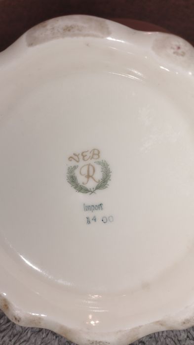 Фарфоровый кувшин (чайник, кофейник), роспись позолота,"VEB R", Герман