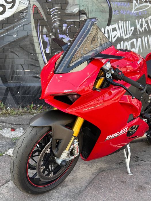 Мотоцикл Ducati Panigale V4S 2018 рік