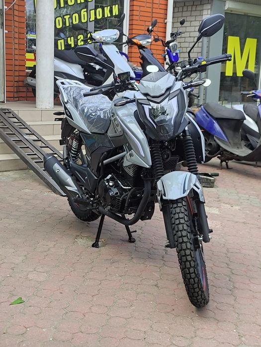 Мотоцикл MUSSTANG MT200-9