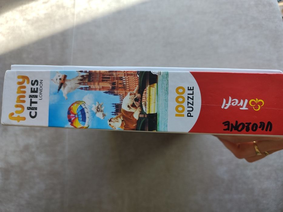 Puzzle Trefl 1000 elementów Psy w Londynie stan idealny