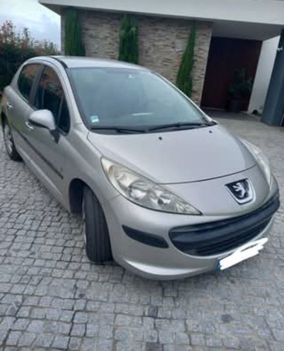 Peugeot 207 1.4 70cv