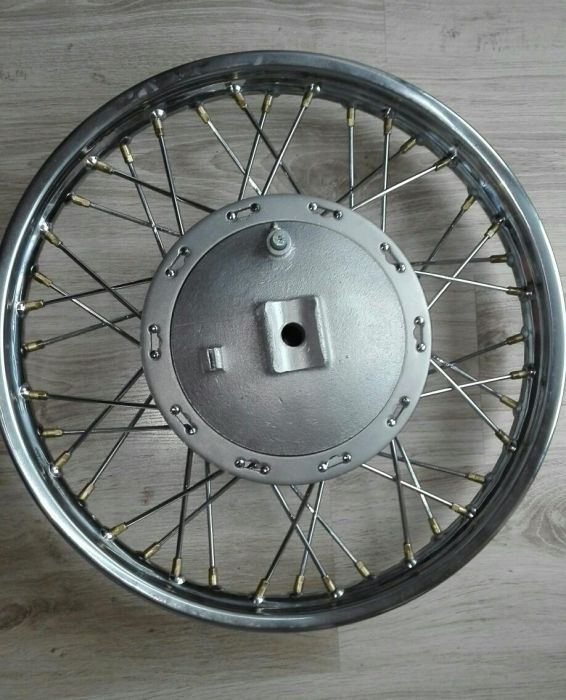 Centrowanie renowacja naprawa regeneracja odnowa kół motocyklowych Wsk