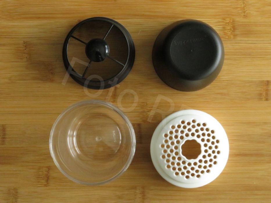 Tupperware New Shaker442237437829468163