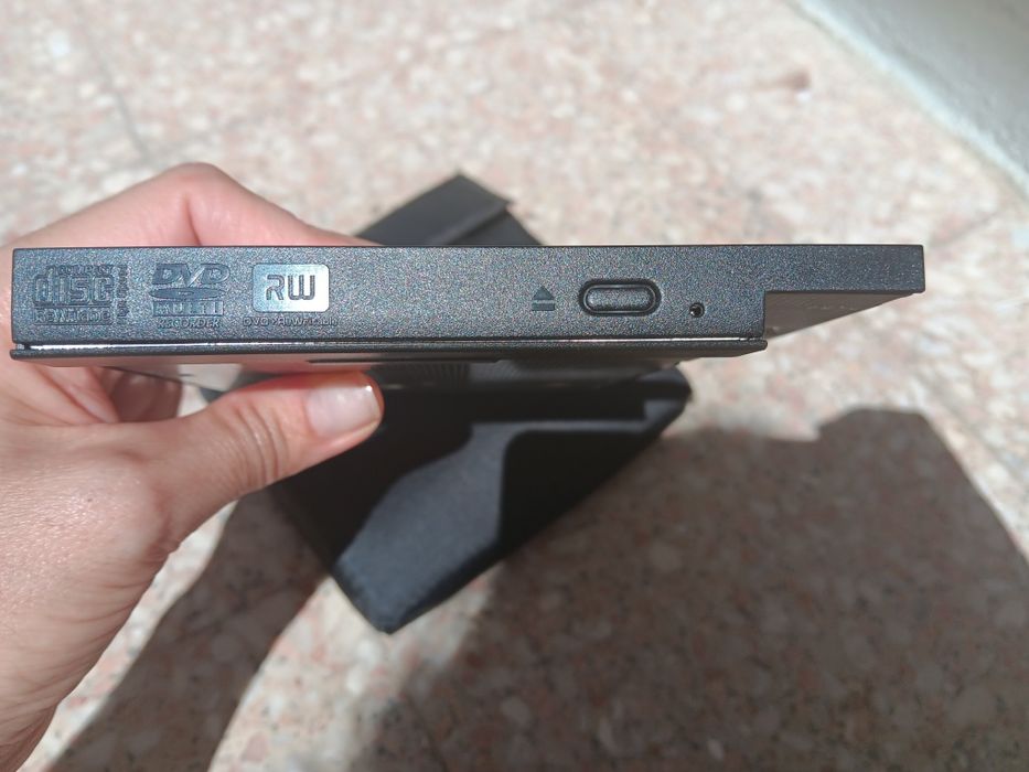 Gravador DVDs / DVD writer