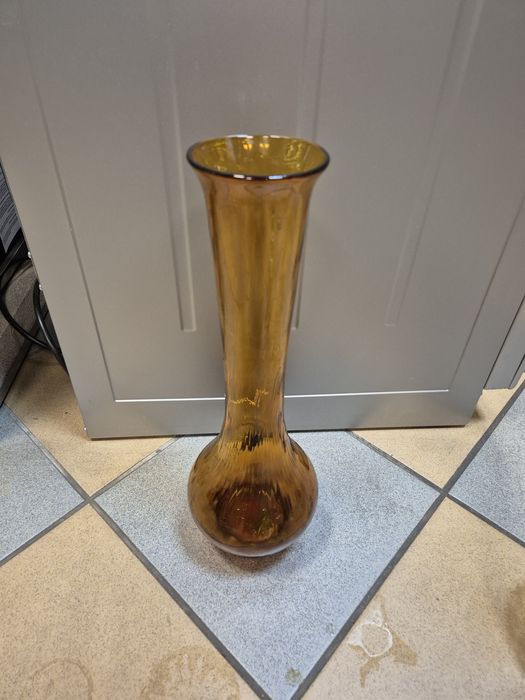 Wazon bursztynowy / miodowy Ząbkowice?