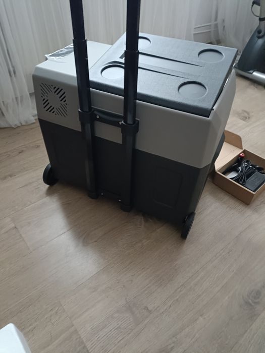 Sprzedam Lodówka Vevor 40l