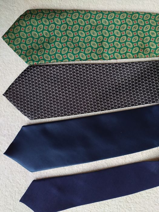 Krawat męski - różne wzory