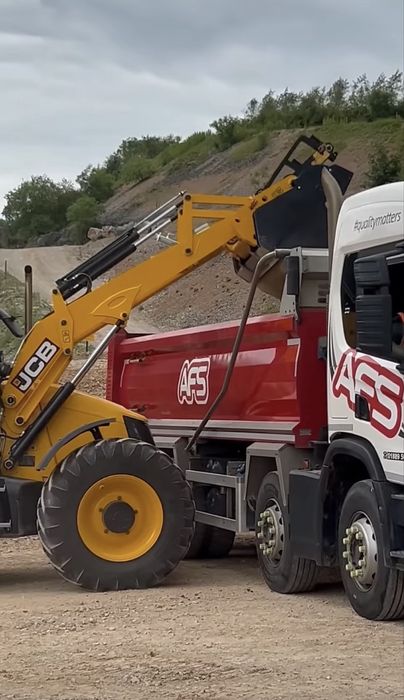 Оренда екскаватора jcb