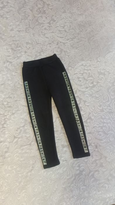 Лосини теплі на флісі на дівчинку 7- 9 років нові